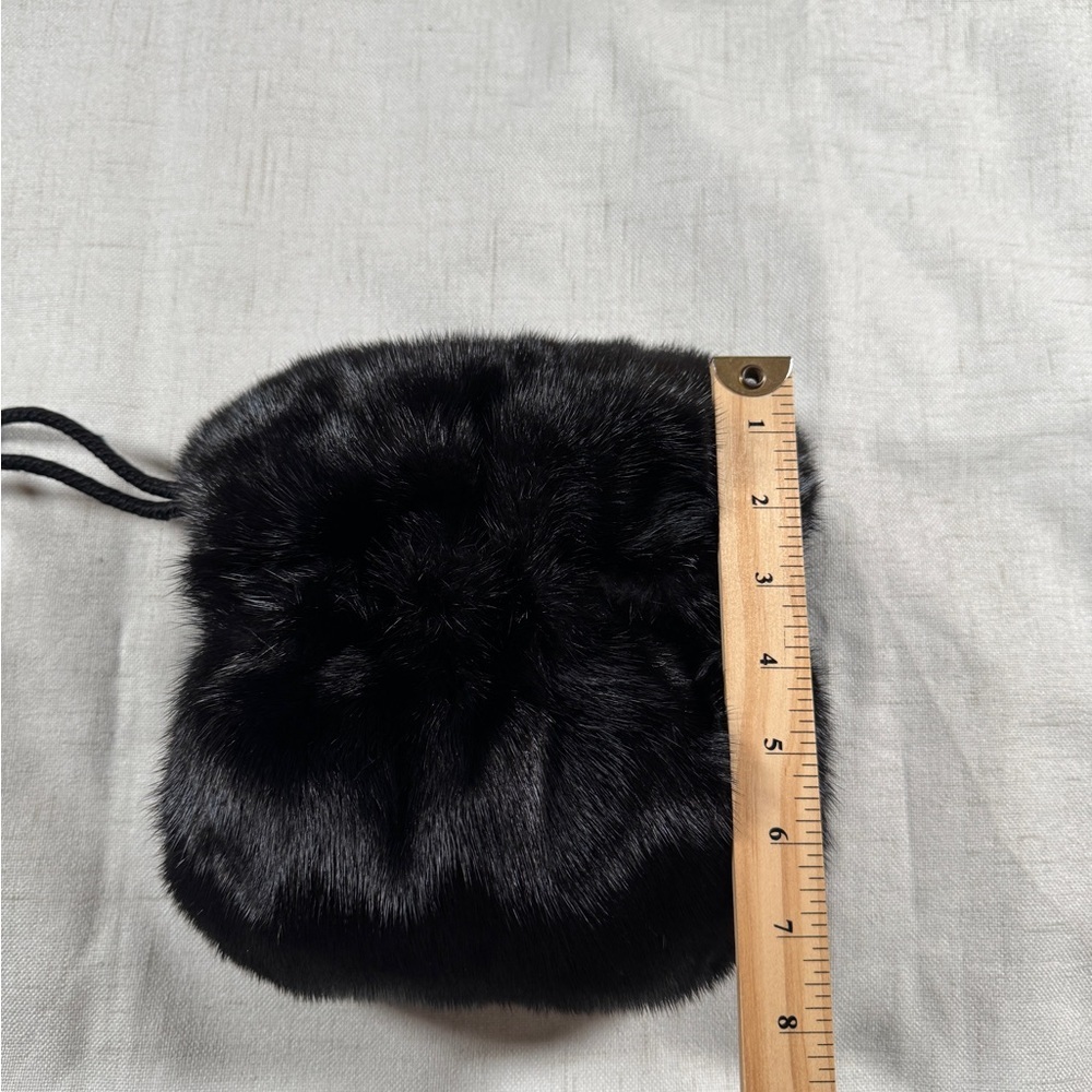 ✨ Luxe Vintage Glossy Black Mink Fur Muff ✨ - Picture 10 of 10